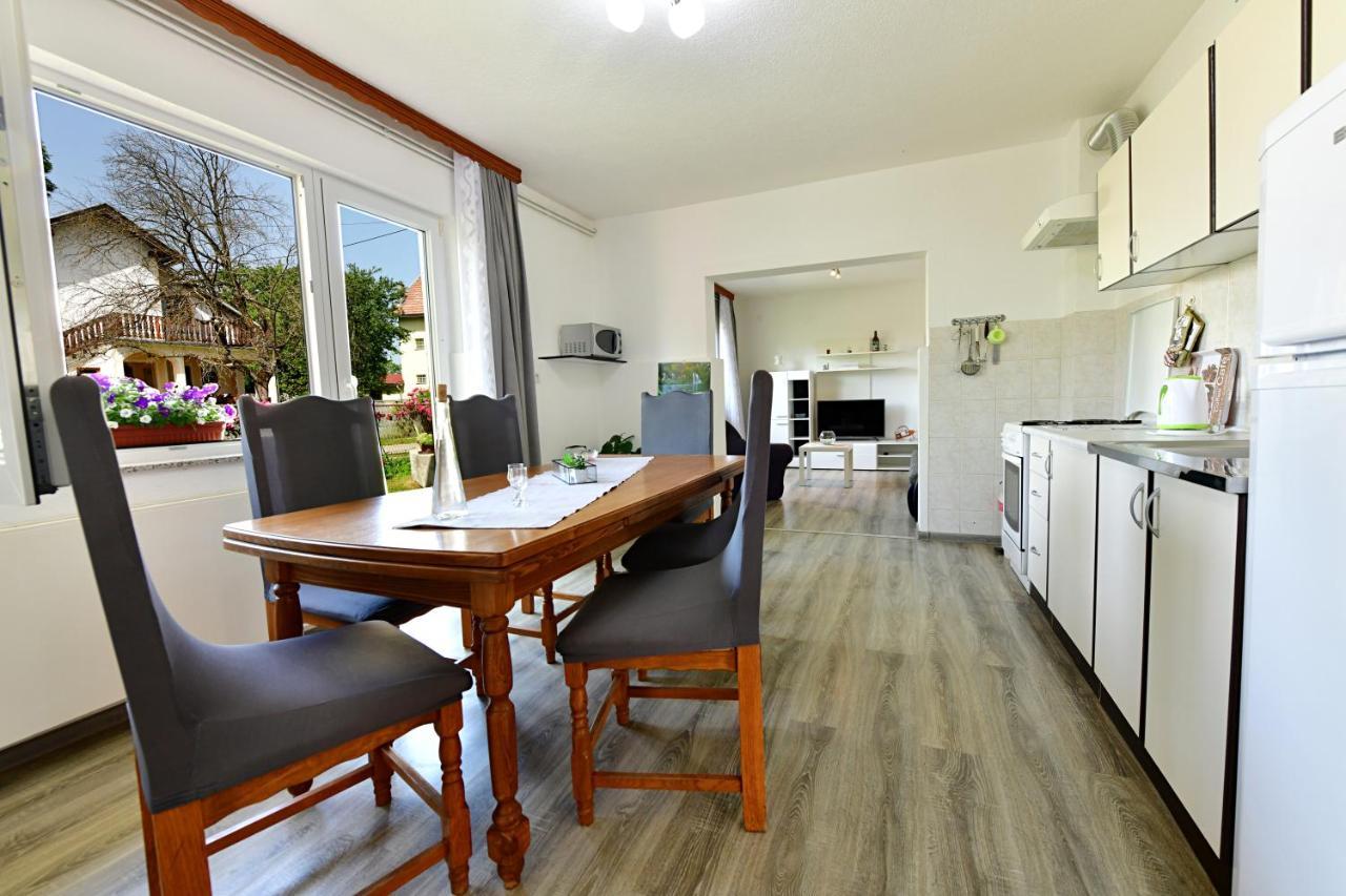 Apartman Dorijan Rakovica Extérieur photo