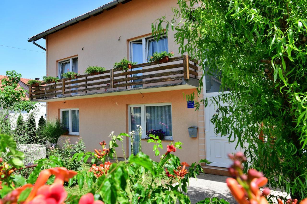 Apartman Dorijan Rakovica Extérieur photo
