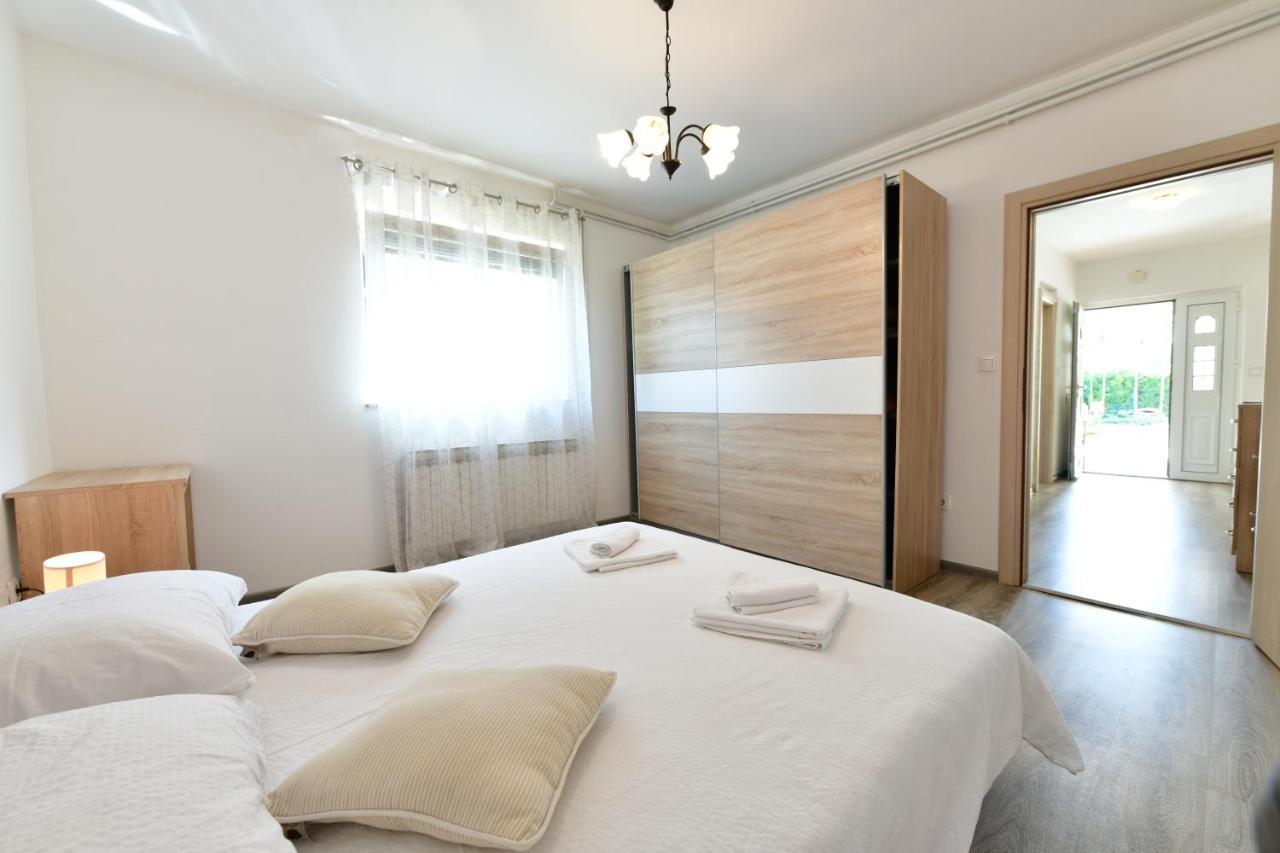 Apartman Dorijan Rakovica Extérieur photo