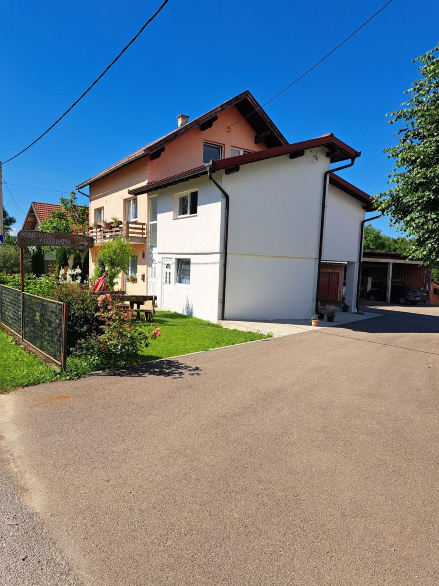 Apartman Dorijan Rakovica Extérieur photo